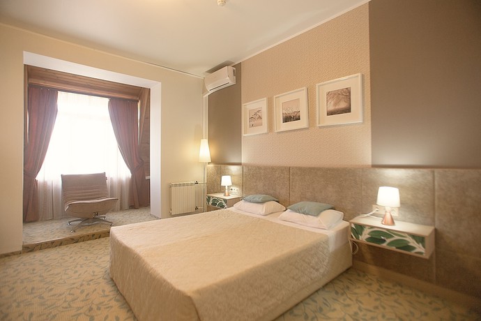 Imagen de la habitación del Hotel Crona Medical and SPA. Foto 12