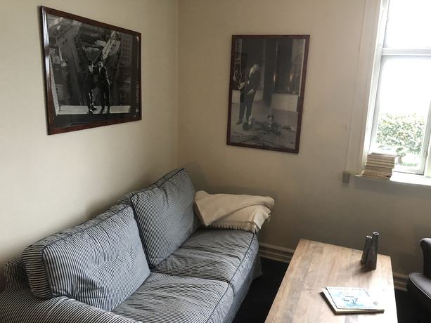 Imagen de la habitación del Hotel Crone. Foto 18