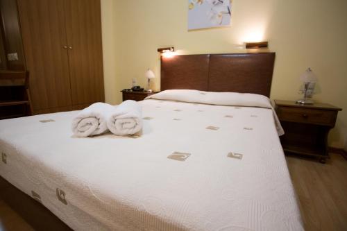 Imagen general del Hotel Cronos, Arta. Foto 2