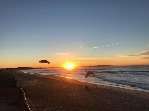 Imagen de los exteriores del Hotel Cronulla Beach Backpackers. Foto 13