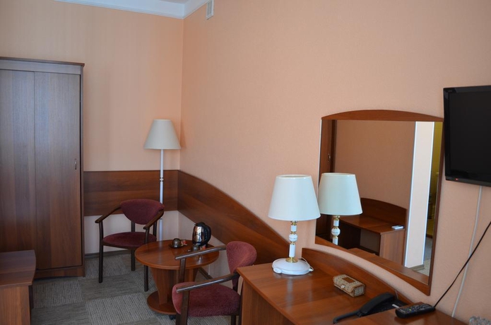 Imagen general del Hotel Cronwell Nika Center. Foto 2