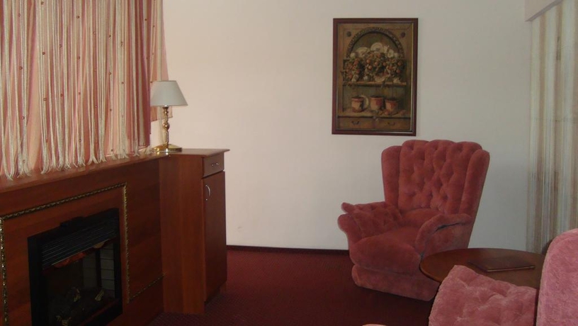 Imagen general del Hotel Cronwell Nika Center. Foto 3