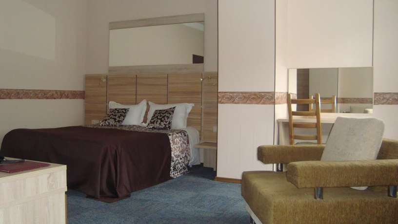 Imagen general del Hotel Cronwell Nika Center. Foto 12