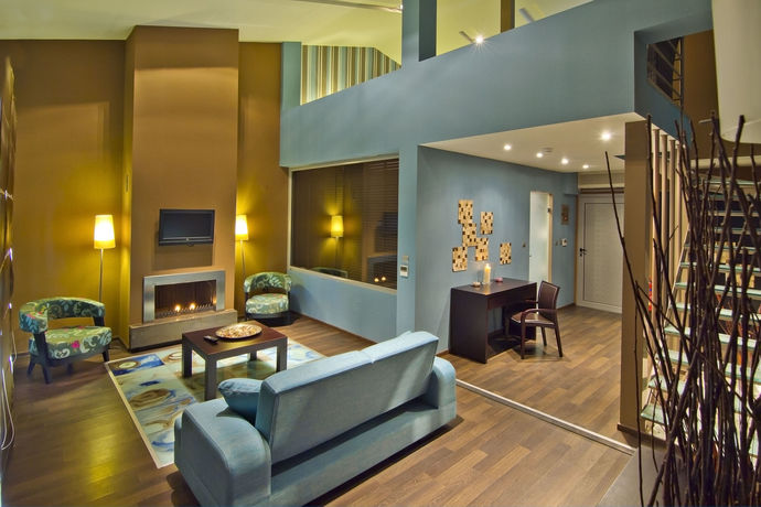 Imagen de los exteriores del Hotel Cronwell Platamon Resort. Foto 10