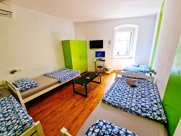 Imagen general del Hotel Croparadise Hostel. Foto 4