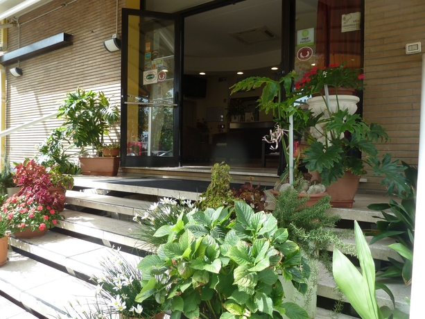 Imagen de los interiores del Hotel Crosal, Rimini. Foto 12
