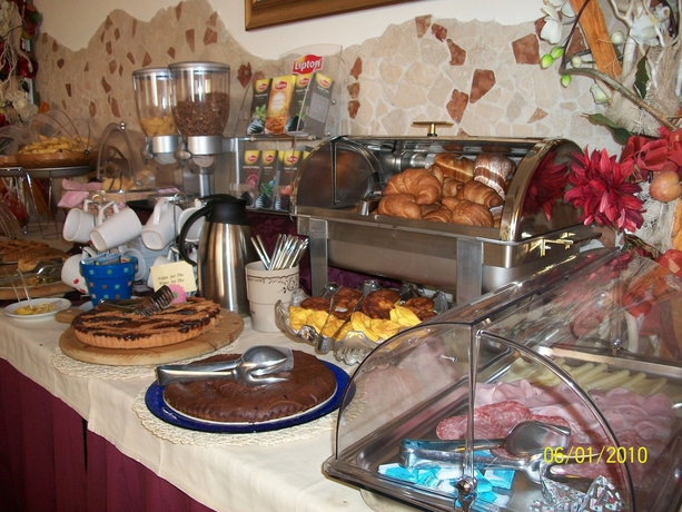 Imagen de los interiores del Hotel Crosal, Rimini. Foto 14