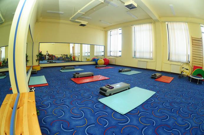 Imagen de los interiores del Hotel Cross Health Center. Foto 10