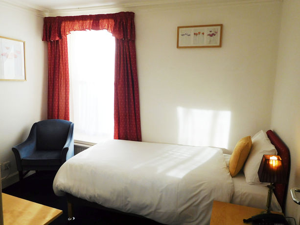Imagen de la habitación del Hotel Cross Keys. Foto 8