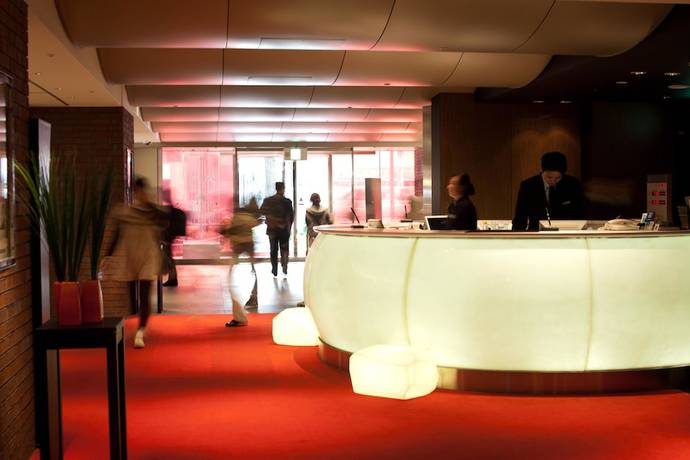 Imagen de los interiores del Hotel Cross Osaka. Foto 18