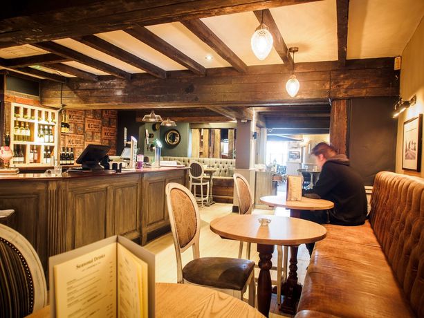 Imagen de la habitación del Hotel Cross Roads By Greene King Inns. Foto 11