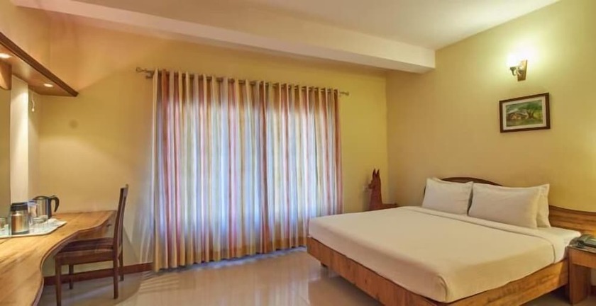 Imagen general del Hotel Cross Roads Inn. Foto 6