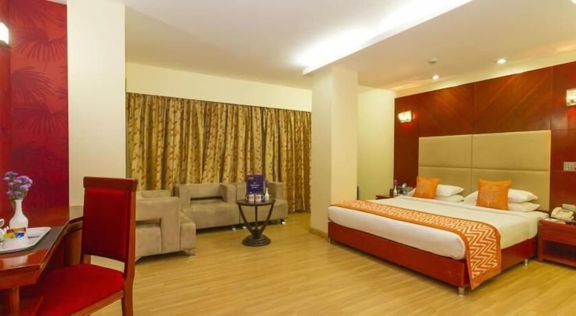 Imagen general del Hotel Cross Roads Inn. Foto 16