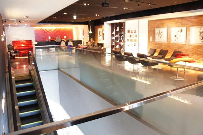 Imagen de los interiores del Hotel Cross Sapporo. Foto 8