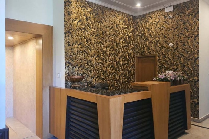Imagen general del Hotel Cross Winds West. Foto 8