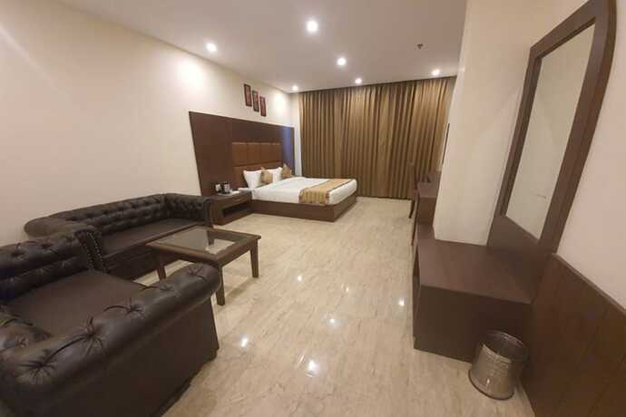 Imagen de la habitación del Hotel Cross Winds West. Foto 19