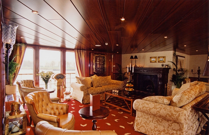 Imagen de los interiores del Hotel Crossgates Hotelship Altstadtnord - K&ouml;ln, Colonia. Foto 11