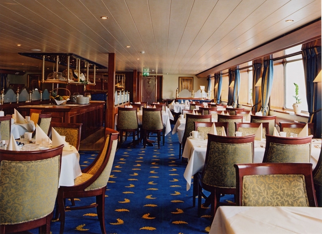 Imagen del bar/restaurante del Hotel Crossgates Hotelship Osthafen - Frankfurt. Foto 2