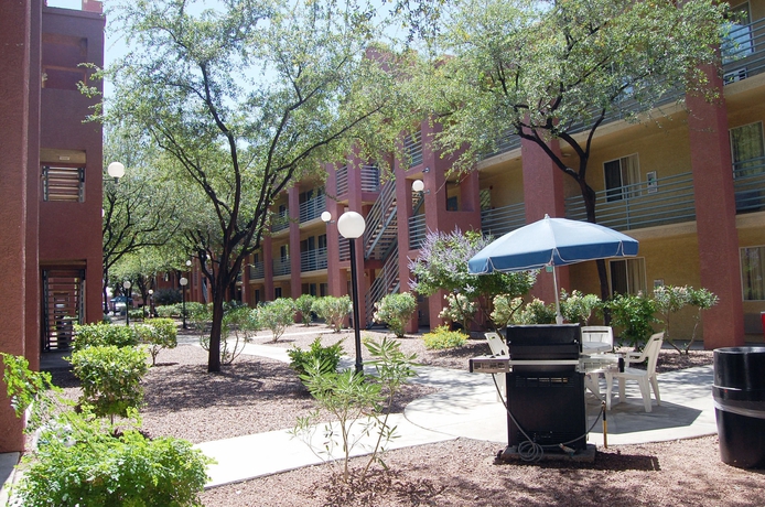 Imagen de los exteriores del Hotel Crossland Economy Studios - Las Vegas - Boulder Hi. Foto 7