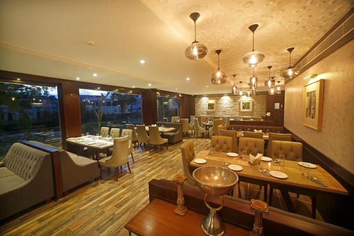 Imagen del bar/restaurante del Hotel Crosslane. Foto 6