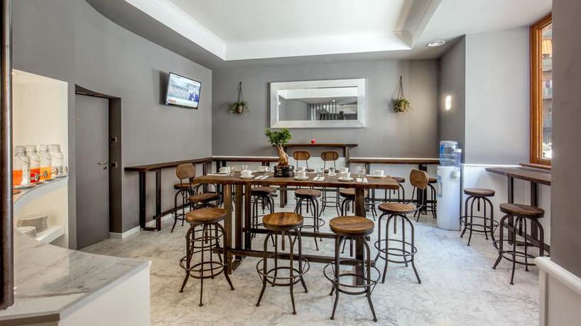 Imagen de los interiores del Hotel Crossroad. Foto 13