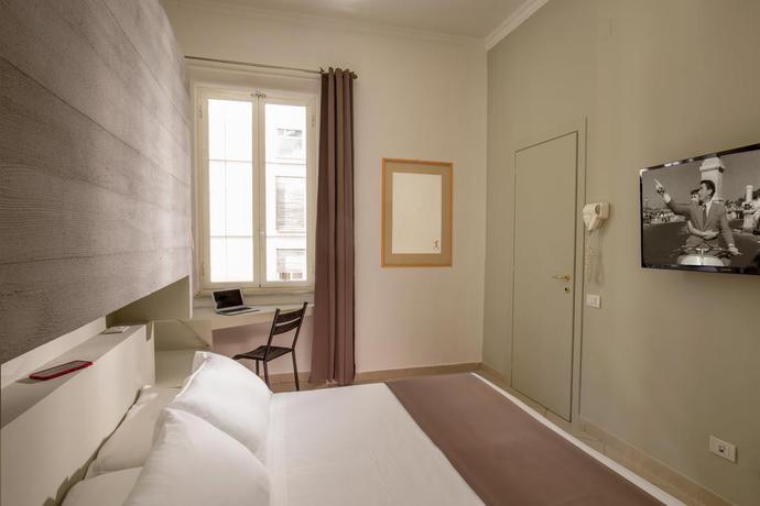 Imagen de la habitación del Hotel Crossroad. Foto 4