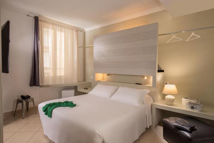 Imagen de la habitación del Hotel Crossroad. Foto 7