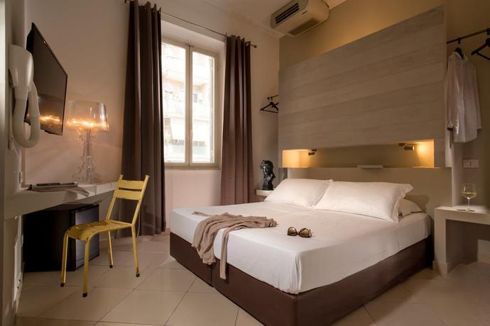 Imagen de la habitación del Hotel Crossroad. Foto 9