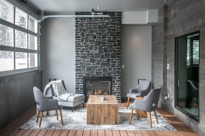Imagen de los interiores del Hotel Crosswaters Resort at Kananaskis. Foto 13