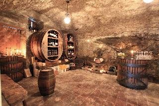 Imagen de los interiores del Hotel Crotto Regina. Foto 6