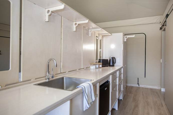 Imagen de la habitación del Hotel Crowdy Bay Eco Resort. Foto 4