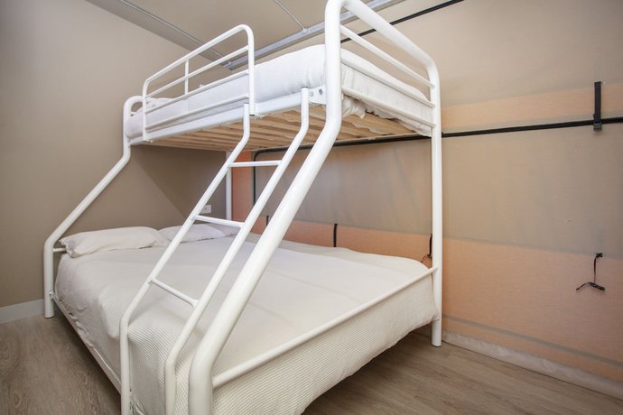 Imagen de la habitación del Hotel Crowdy Bay Eco Resort. Foto 5
