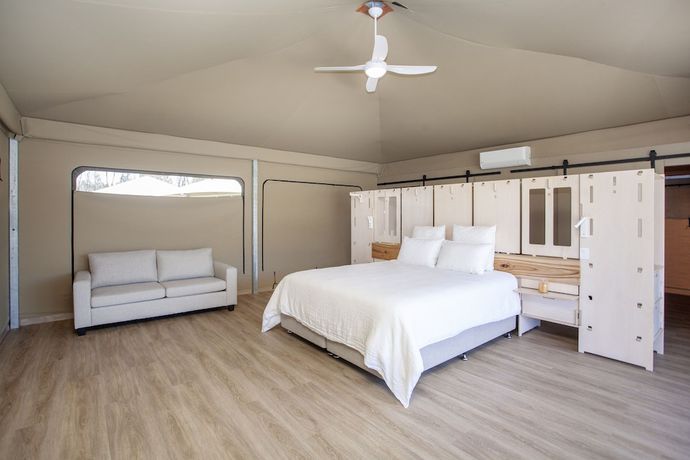 Imagen de la habitación del Hotel Crowdy Bay Eco Resort. Foto 8