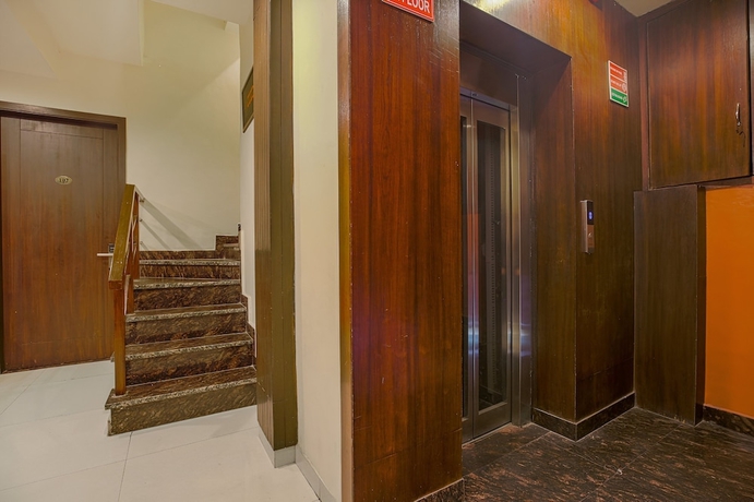 Imagen de los interiores del Hotel Crown, Amritsar. Foto 18
