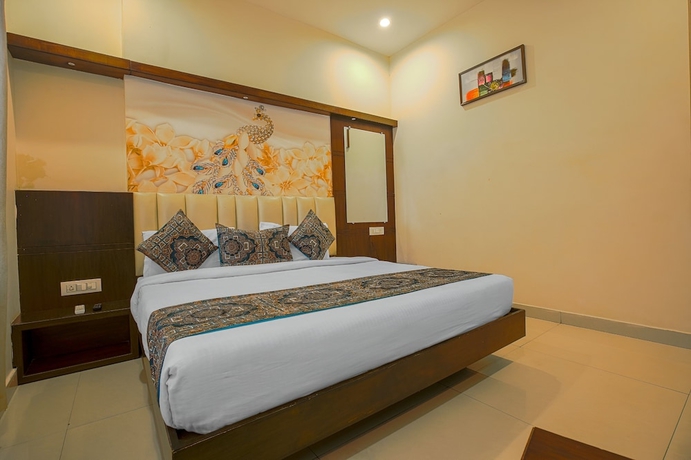 Imagen de la habitación del Hotel Crown, Amritsar. Foto 11