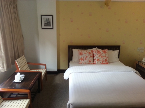 Imagen de la habitación del Hotel Crown BTS Nana. Foto 9