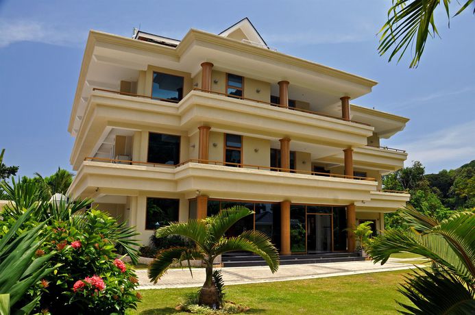 Imagen de la habitación del Hotel Crown Beach. Foto 12