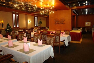 Imagen del bar/restaurante del Hotel Crown Busan. Foto 2