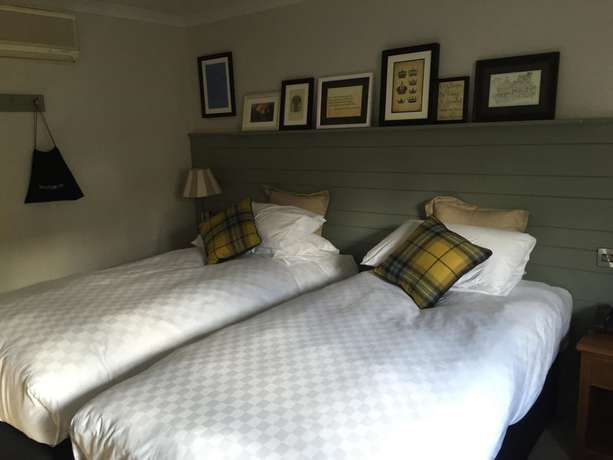 Imagen de la habitación del Hotel Crown, Chertsey. Foto 9