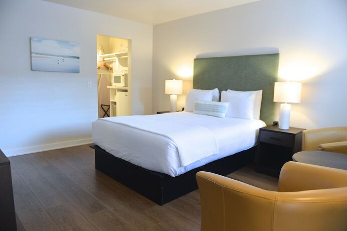 Imagen de la habitación del Hotel Crown City Inn. Foto 11