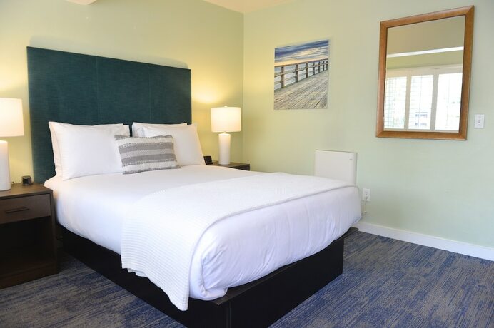 Imagen de la habitación del Hotel Crown City Inn. Foto 17
