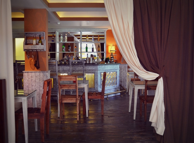 Imagen de los interiores del Hotel Crown Diamond. Foto 11