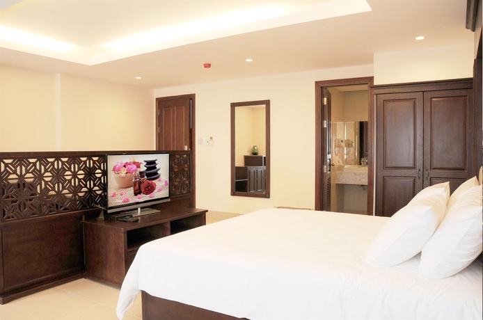 Imagen de la habitación del Hotel Crown Diamond. Foto 8