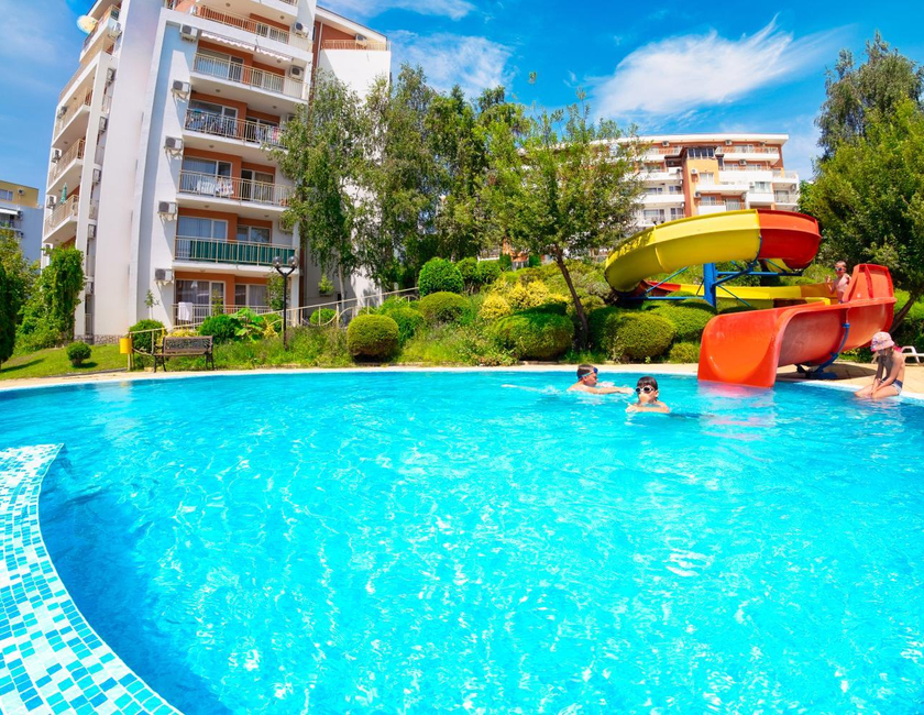 Imagen general del Hotel Crown Fort Club. Foto 1