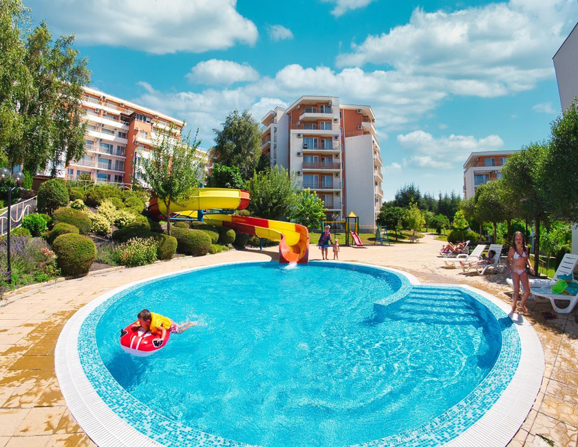 Imagen general del Hotel Crown Fort Club. Foto 3