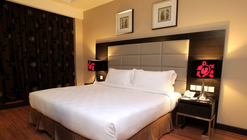 Imagen de la habitación del Hotel Crown Garden. Foto 3