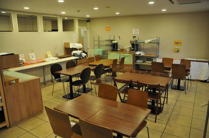 Imagen de los interiores del Hotel Crown Hills Katsuta. Foto 16