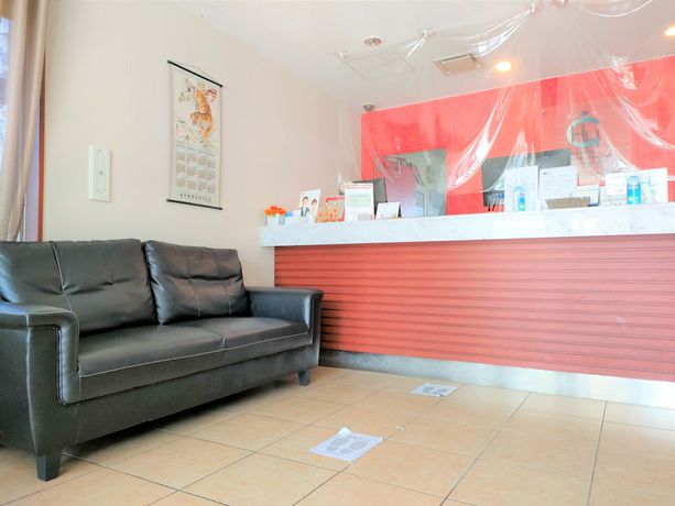 Imagen de los interiores del Hotel Crown Hills Katsuta. Foto 20