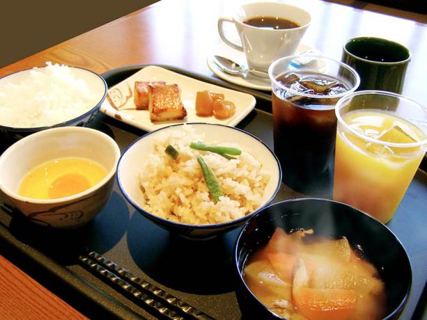 Imagen del bar/restaurante del Hotel Crown Hills Kitami Annex. Foto 5