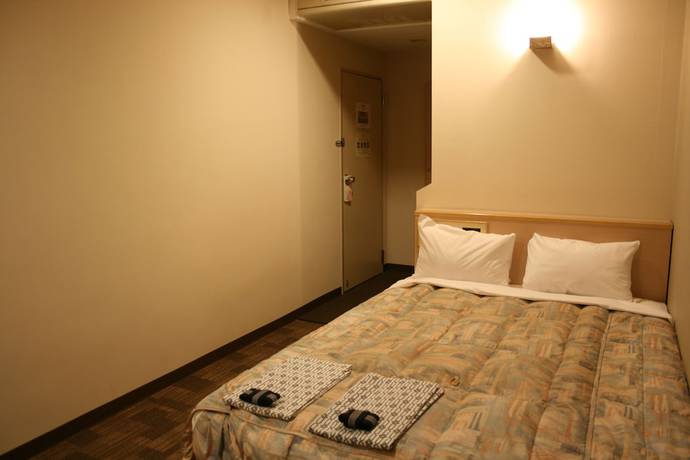 Imagen de la habitación del Hotel Crown Hills Kumamoto. Foto 2